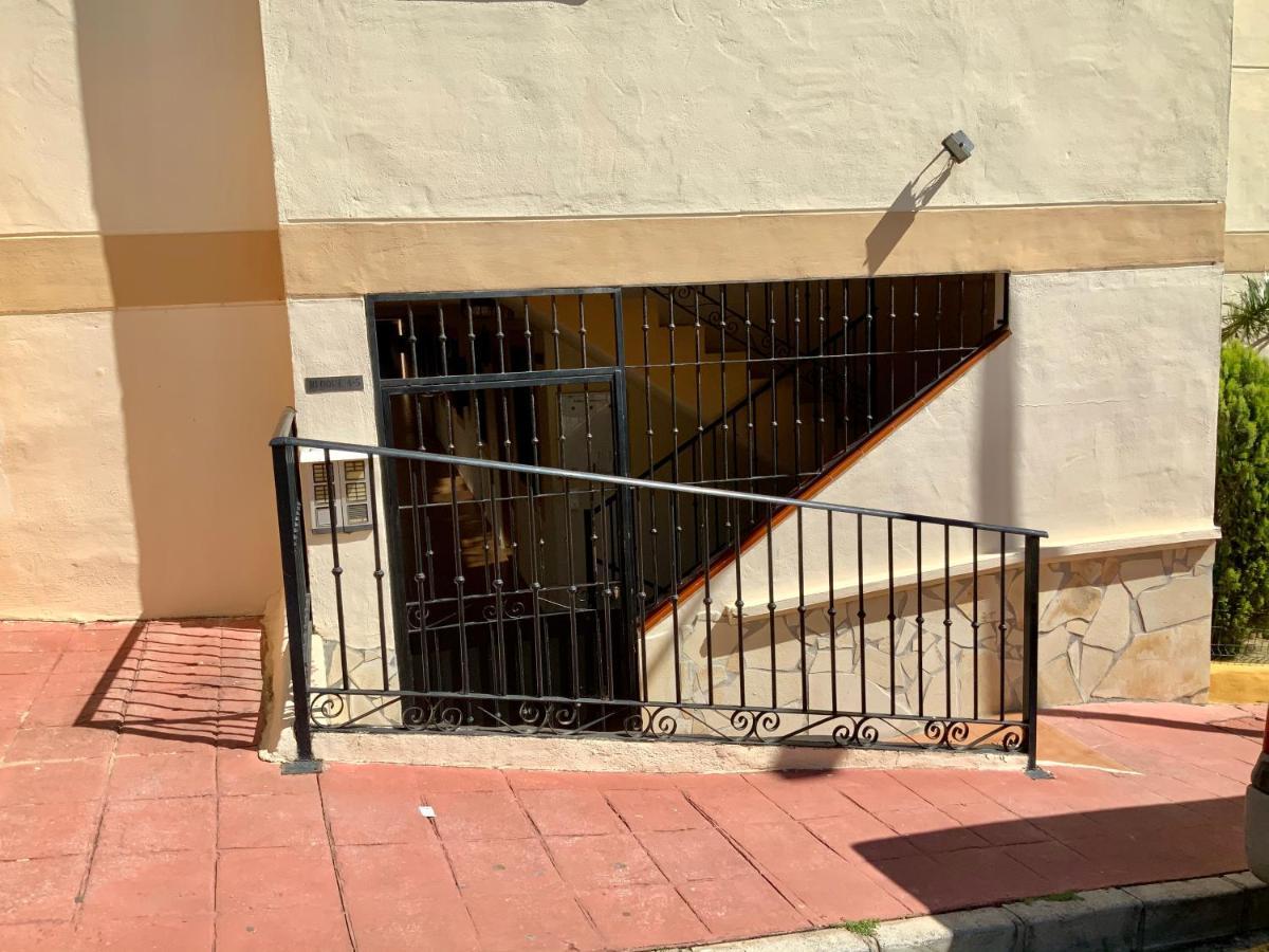 Apartamento De 2 Dormitorios, Gran Terraza, Vistas Al Mar Cerca Playa Carvajal Benalmádena Exteriör bild