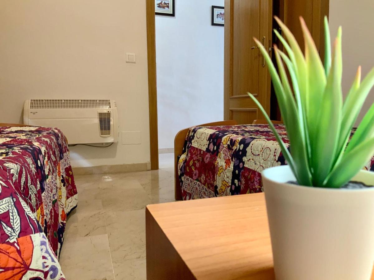 Apartamento De 2 Dormitorios, Gran Terraza, Vistas Al Mar Cerca Playa Carvajal Benalmádena Exteriör bild