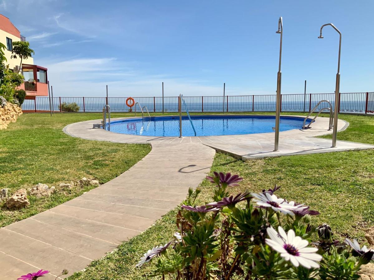 Apartamento De 2 Dormitorios, Gran Terraza, Vistas Al Mar Cerca Playa Carvajal Benalmádena Exteriör bild