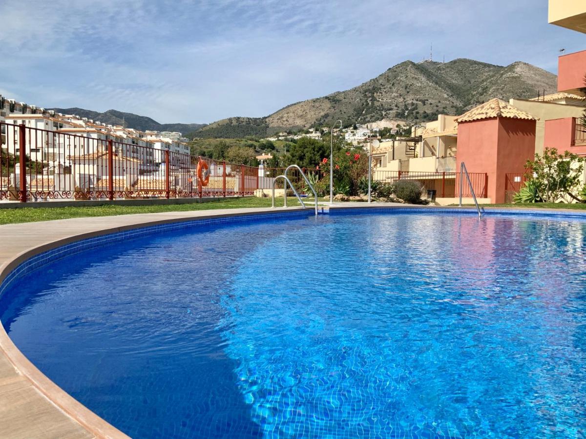 Apartamento De 2 Dormitorios, Gran Terraza, Vistas Al Mar Cerca Playa Carvajal Benalmádena Exteriör bild